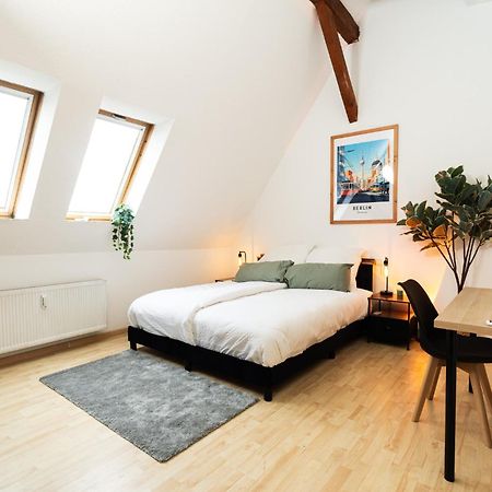 Staywell - Lichtdurchflutetes Apartment Mit Terasse Berlin Extérieur photo